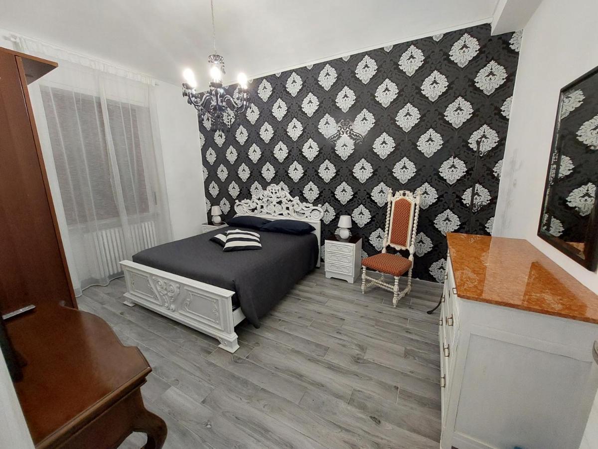 Casa Bumbunin, Vicino Al Centro E Al Politecnico Apartment Turin Luaran gambar
